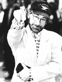 Steven Spielberg es el mismo de siempre, pero preocupado por los grandes temas de la historia.