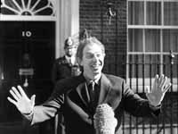 Los voceros del primer ministro Tony Blair salieron a apoyar la posici&oacute;n judicial de la detenci&oacute;n.