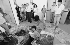 A la b&uacute;squeda de pruebas en el bunker del Ej&eacute;rcito.