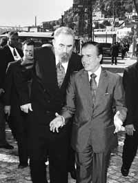 C&oacute;mo le debe doler a Menem dejar el poder.No le contesto por no beneficiar al Norte.