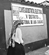 Una ind&iacute;gena tzotzil en San Crist&oacute;bal de las Casas.