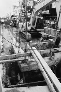 n  Interestaci&oacute;n Pasteur - Pueyrred&oacute;n, Corrientes al 2500. Preparaci&oacute;n de la zona a excavar.