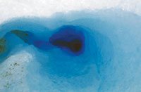 Los alucinantes t&uacute;neles de hielo azul del glacial.