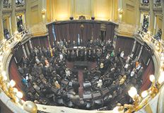 /fotos/20100309/notas/senado.jpg