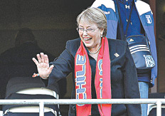 /fotos/20100622/subnotas/bachelet.jpg