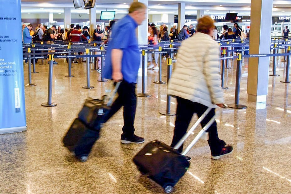 La principal procedencia de turistas no residentes fue Uruguay.