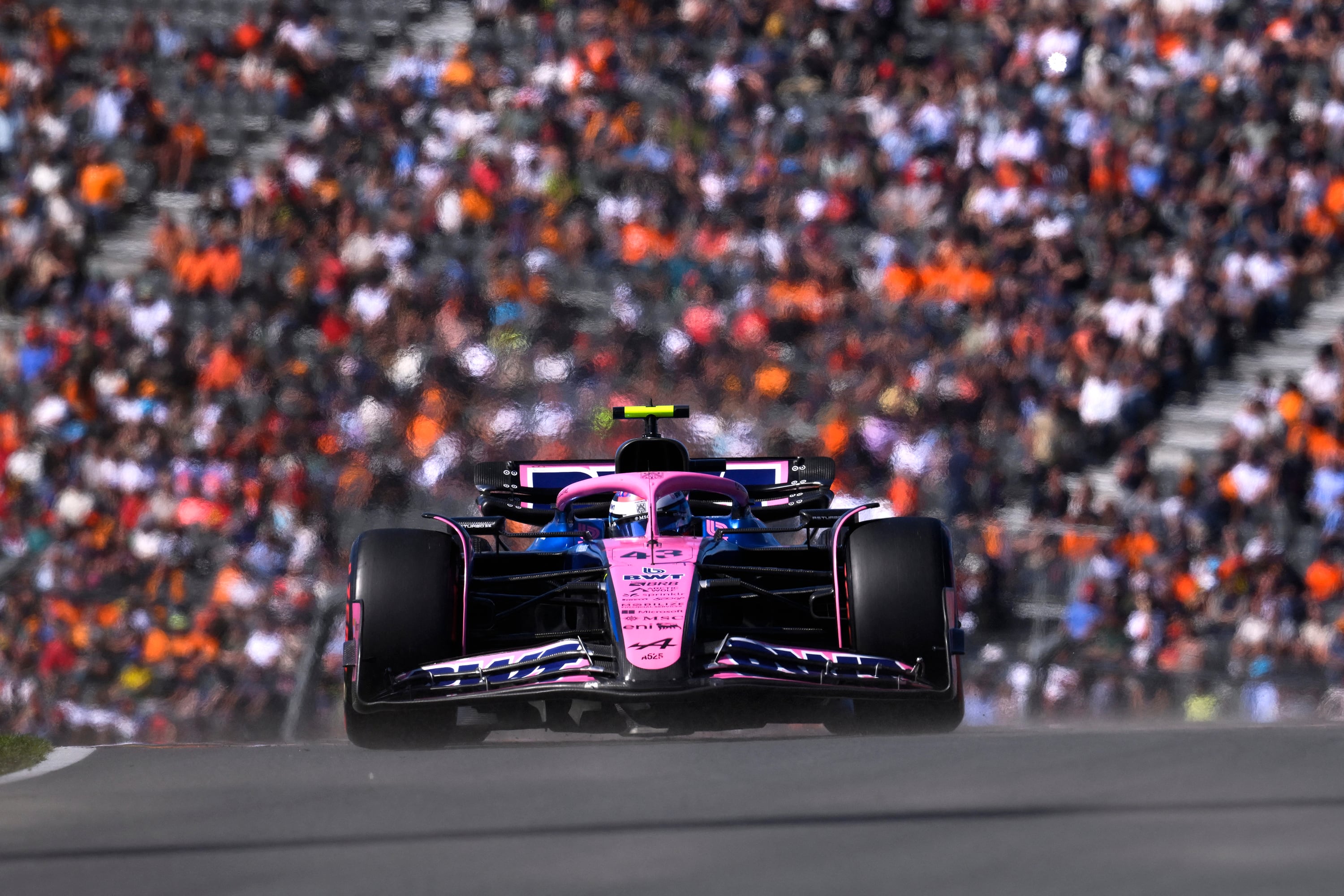 Colapinto se quejó del accionar de Sainz y Bearman durante su último giro