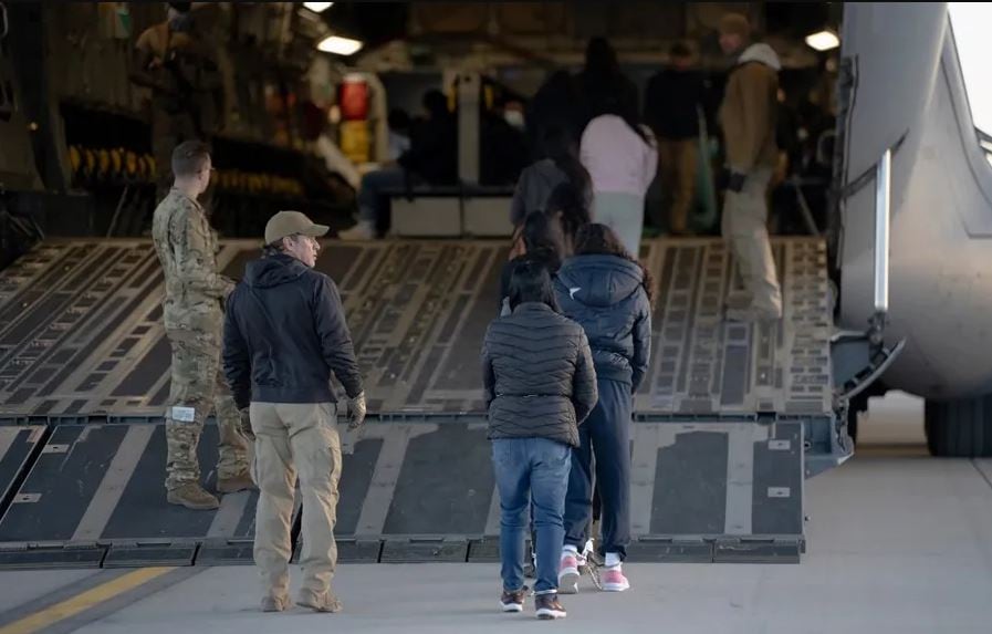 Cien dias de deportaciones masiva bajo el segundo mandato de Trump.