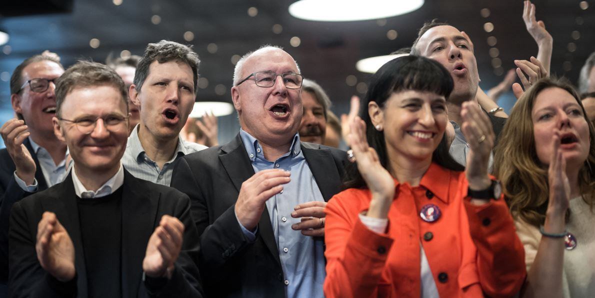 Por medio de un referéndum, Suiza aprobó que los jubilados reciban un "aguinaldo".
