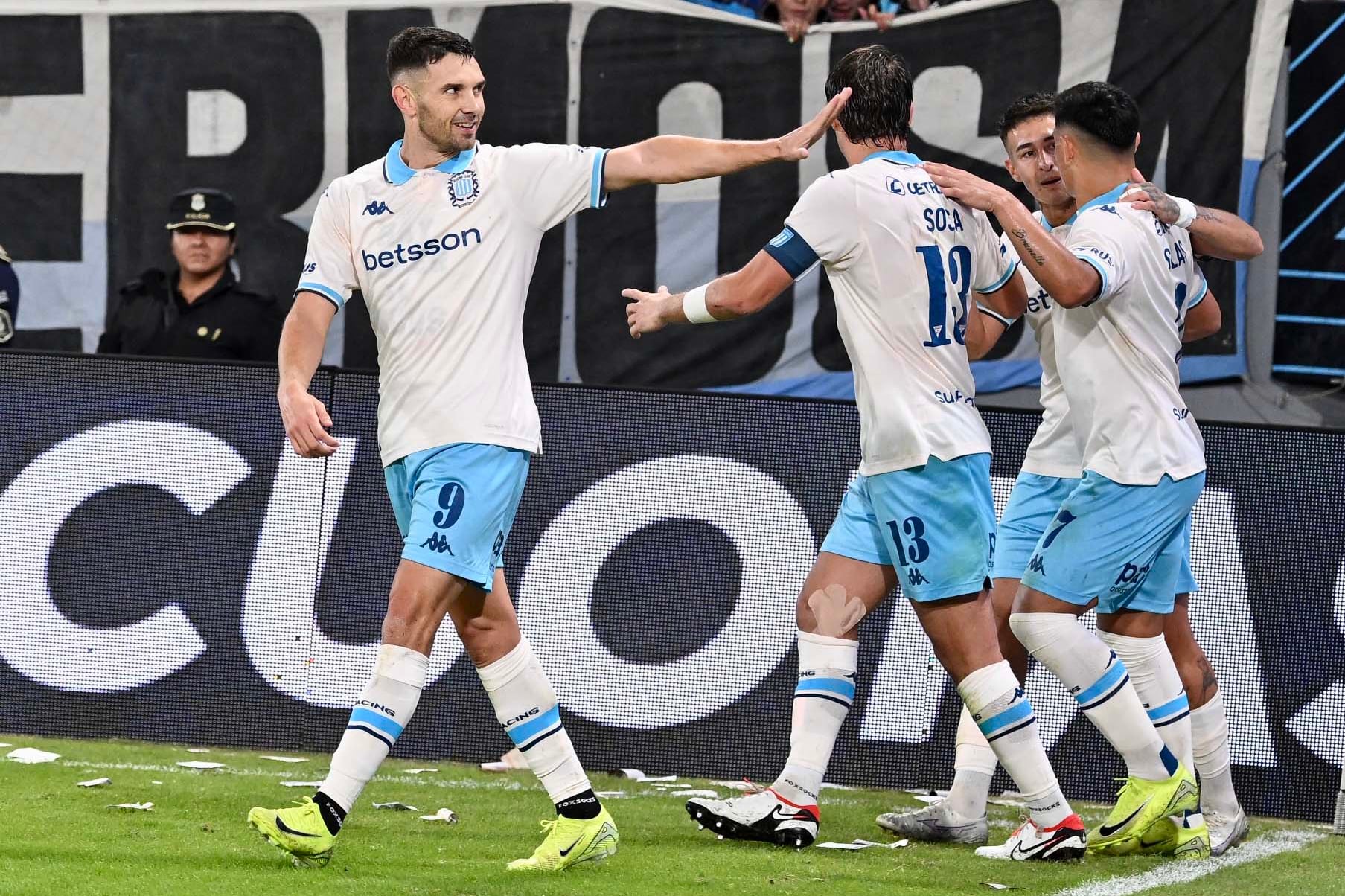 Tercer triplete para Maravilla en Racing.