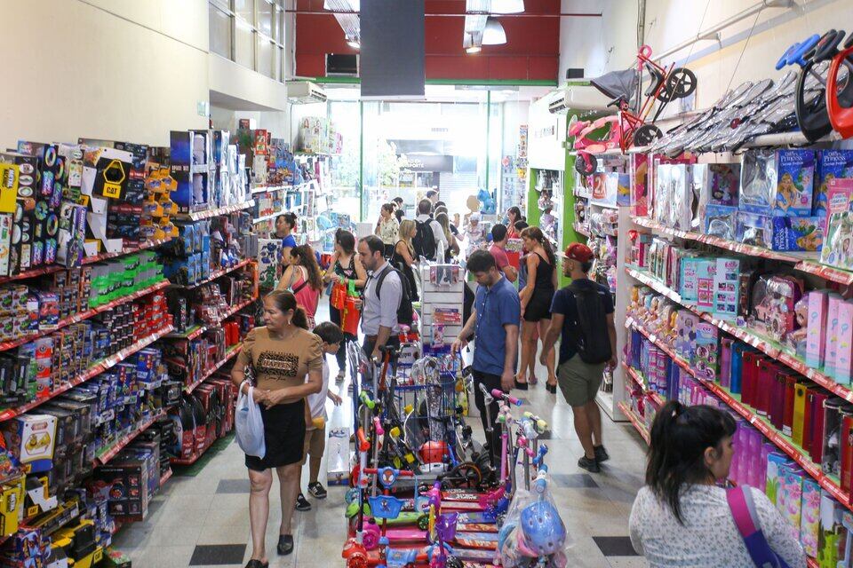 Empleados de comercio acordó un aumento del 8%: cómo queda el salario básico.