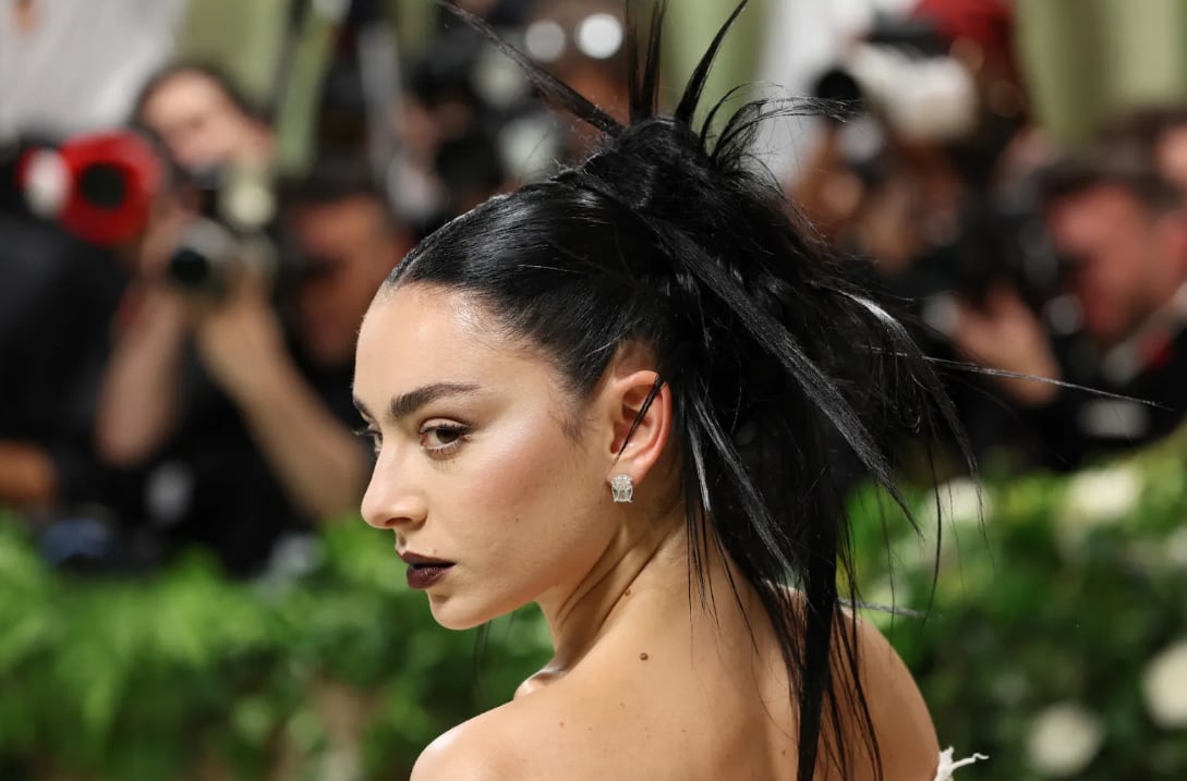 Charlie XCX en la MET Gala de este año