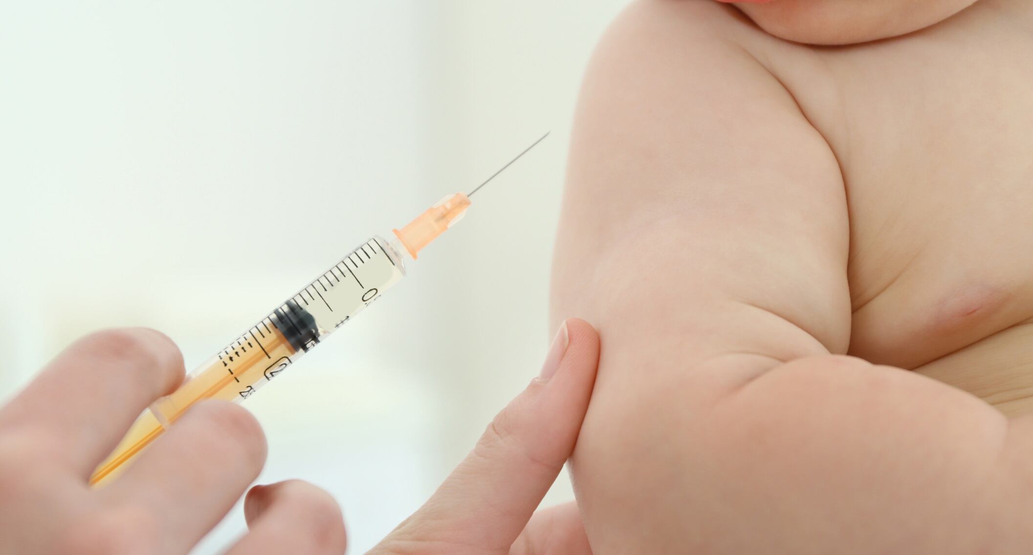 La Convención sobre los Derechos del Niño tutela el derecho a la salud de niños, niñas y adolescentes e imponen hacer valer los derechos de los niños por cualquier otro derecho