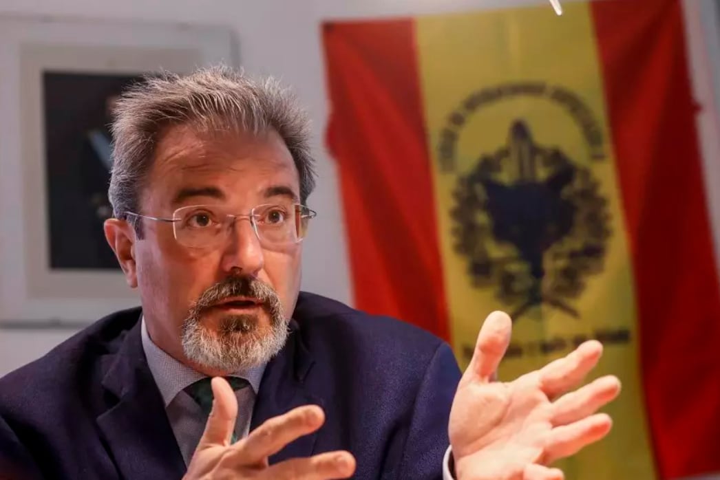 Carlos Flores Juberías, un dinosaurio de VOX.