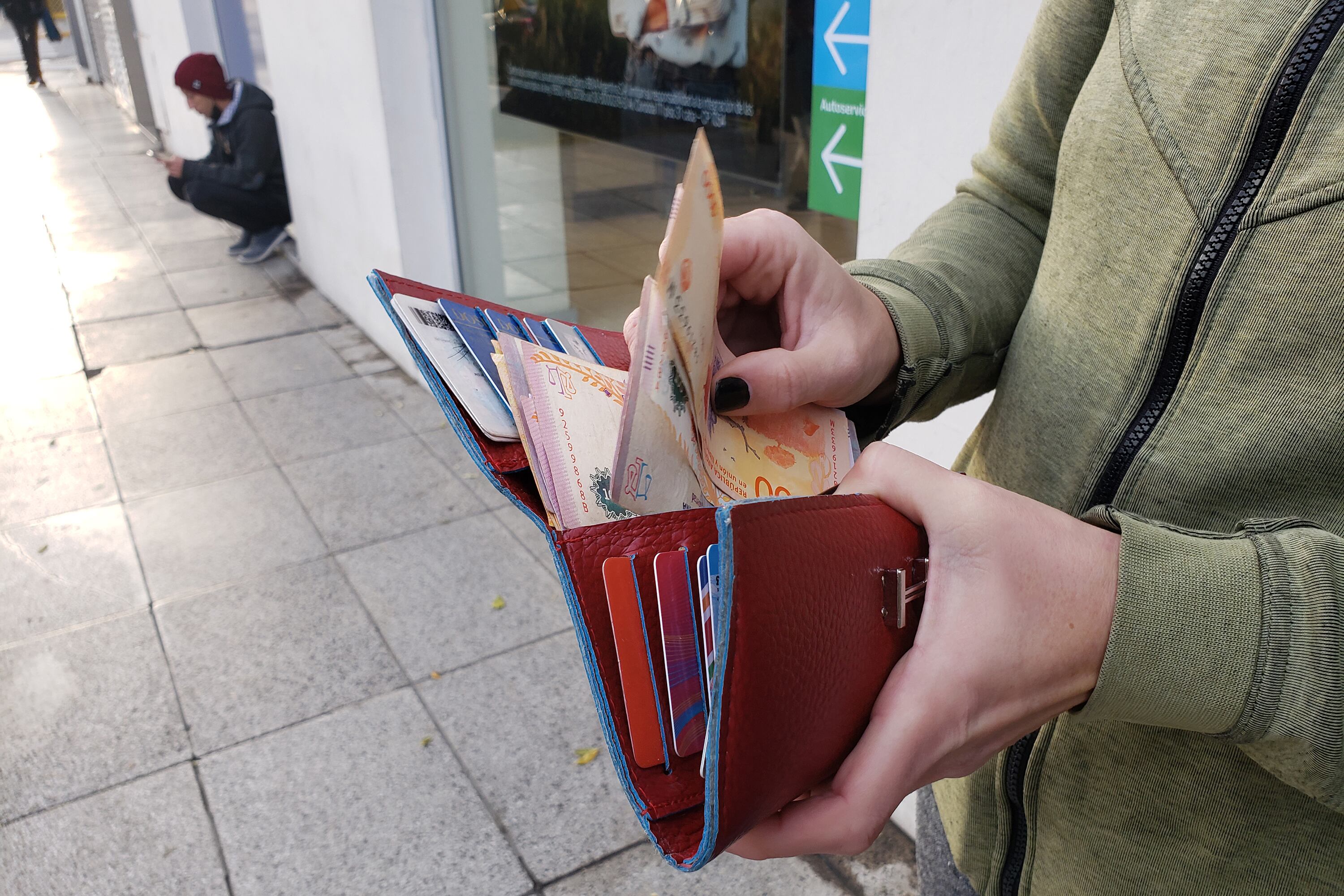 La inflación supera al ingreso básico.