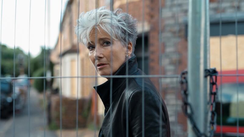 Emma Thompson es la protagonista de Down Cementery Road