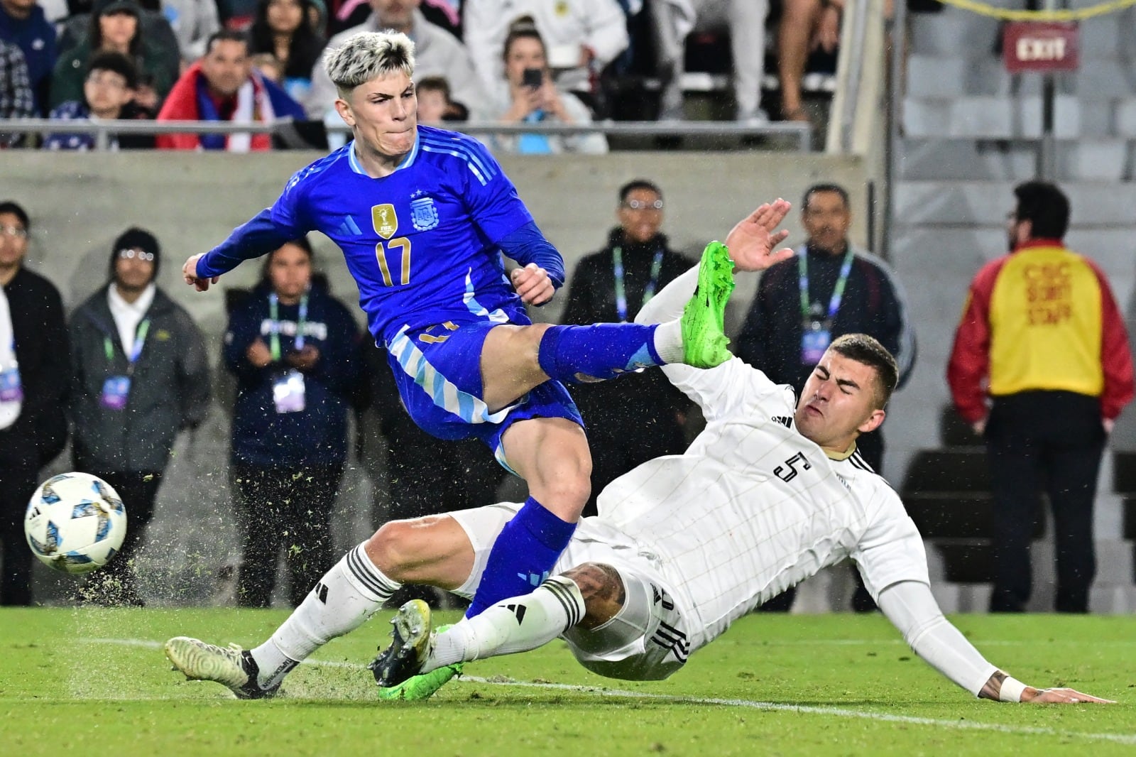 Alejandro Garnacho, uno de los que deberá seguir luchando por su lugar en el plantel