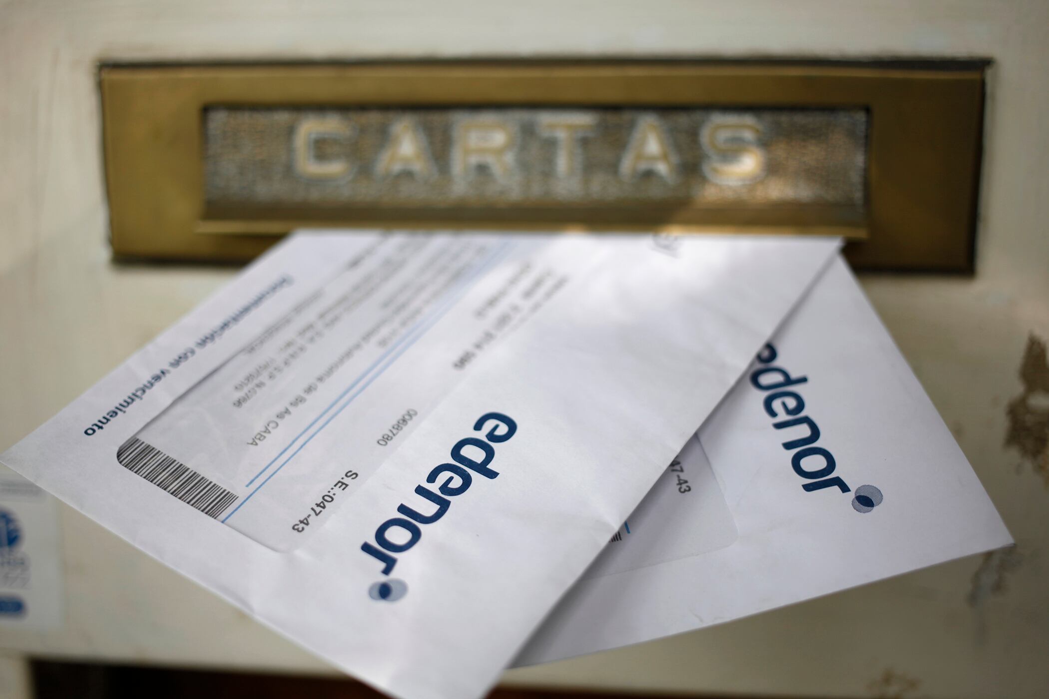 Se calcula que las boletas de luz acumulan un aumento del orden del 600 por ciento.