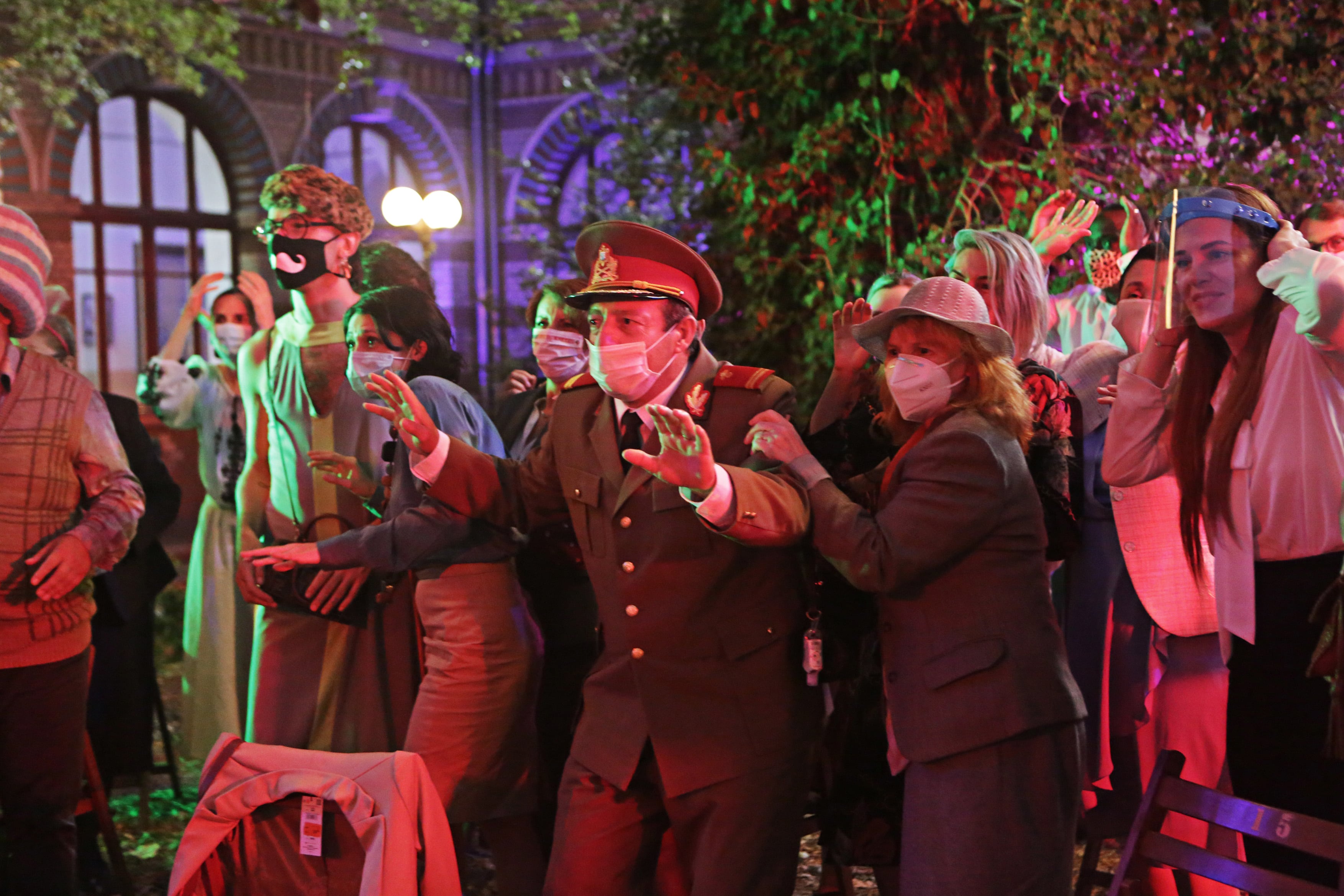 "Bad Luck Banging or Loony Porn", del rumano Radu Jude, ganó el Oso de Oro.