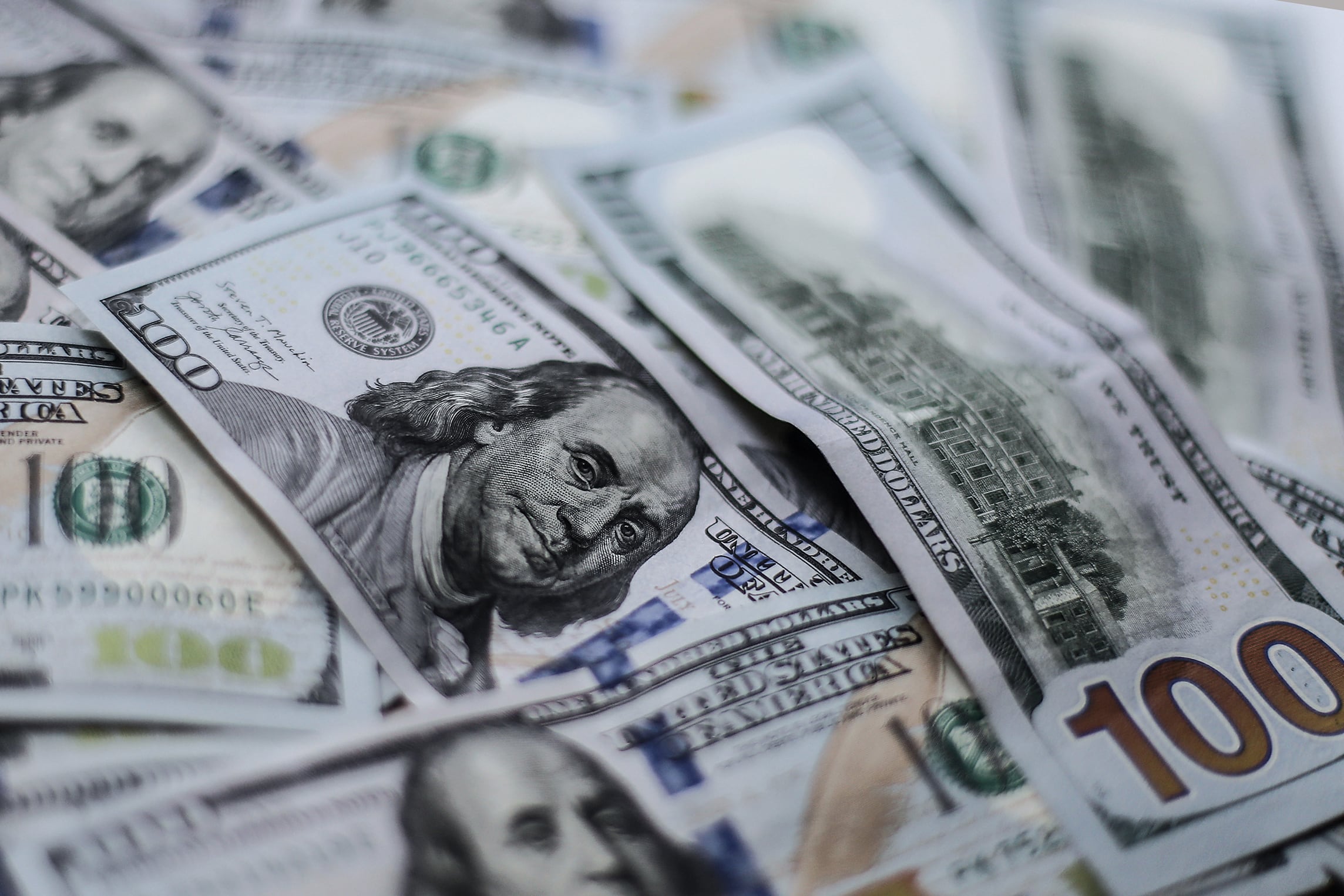 El dólar oficial subió 356 por ciento 