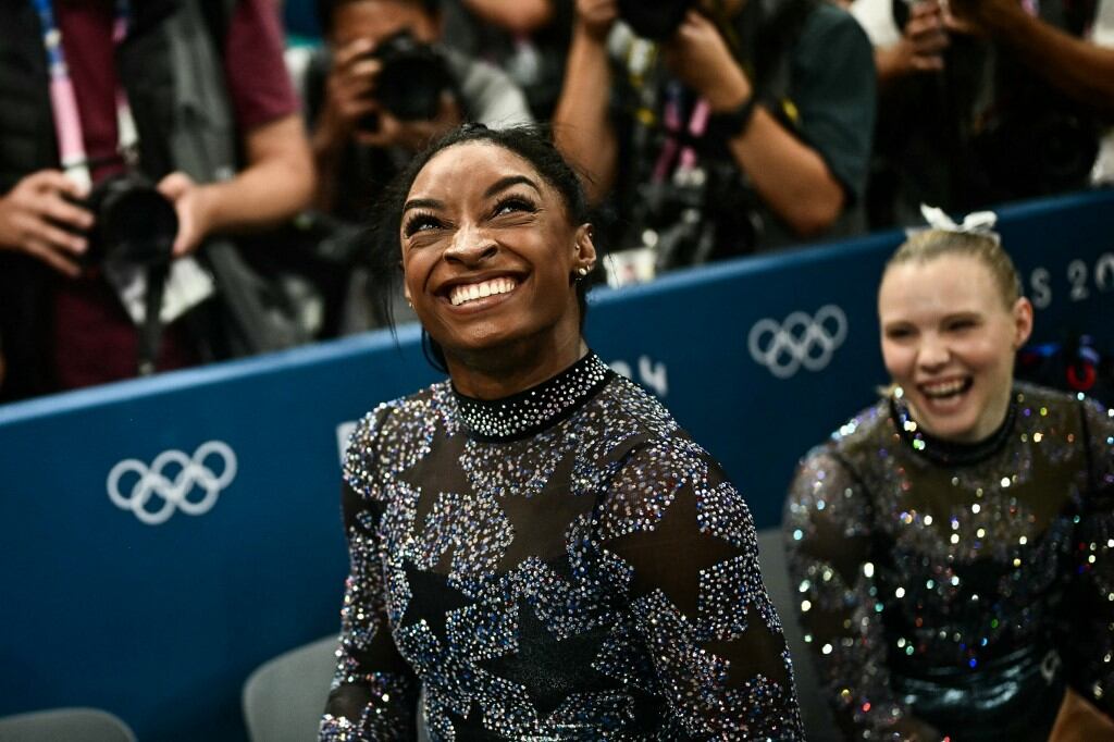 Es que durante la jornada, todas las miradas en un repleto Arena Bercy estaban puestas en Biles