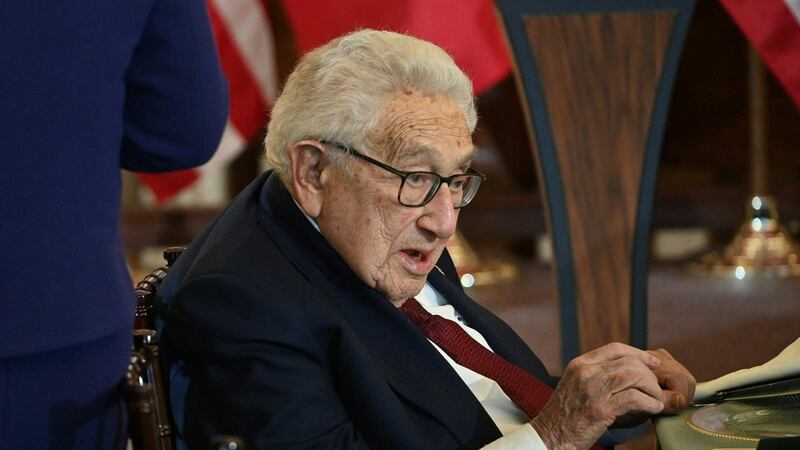Kissinger, al borde de los cien años.
