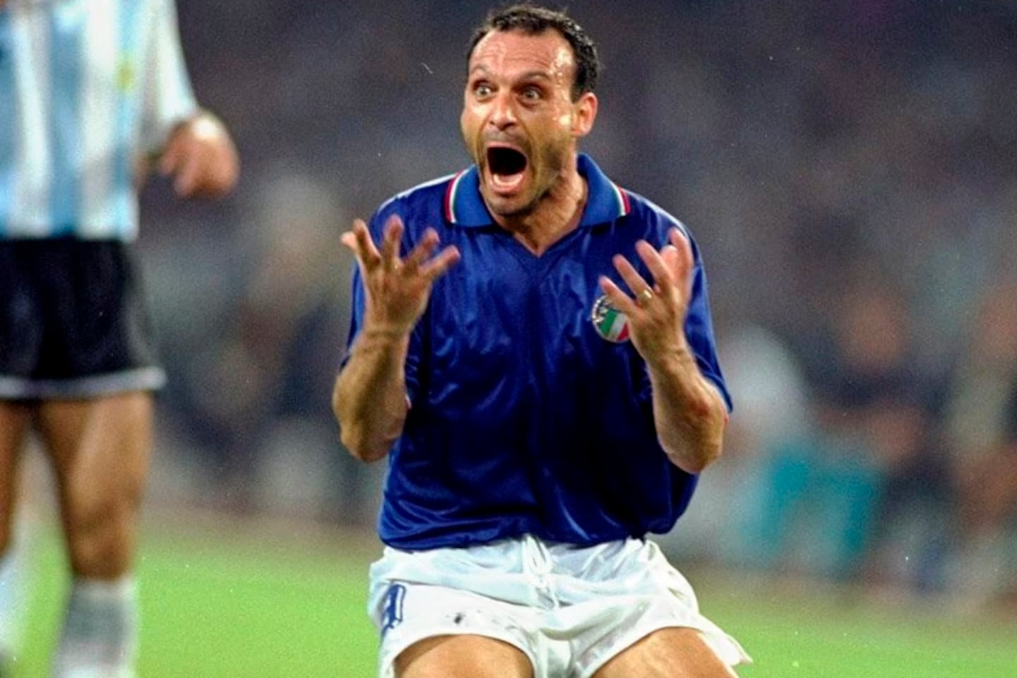 Schillaci celebra su gol ante Argentina en la semifinal de Italia 90