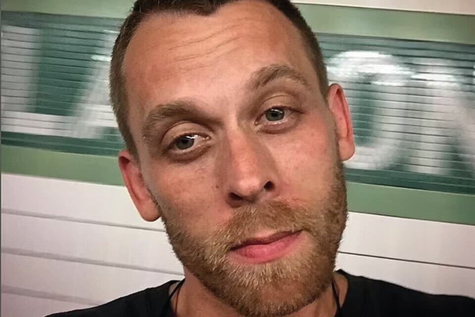 Daniel Auster, hijo de Paul Auster, murió por una sobredosis.