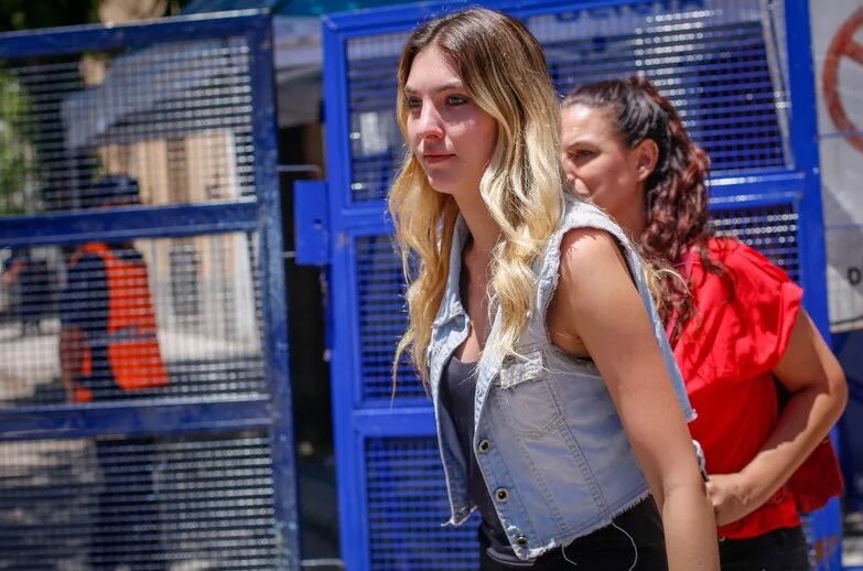 Virginia intentó salvarle la vida a Fernando con maniobras de RCP (Foto: Télam).