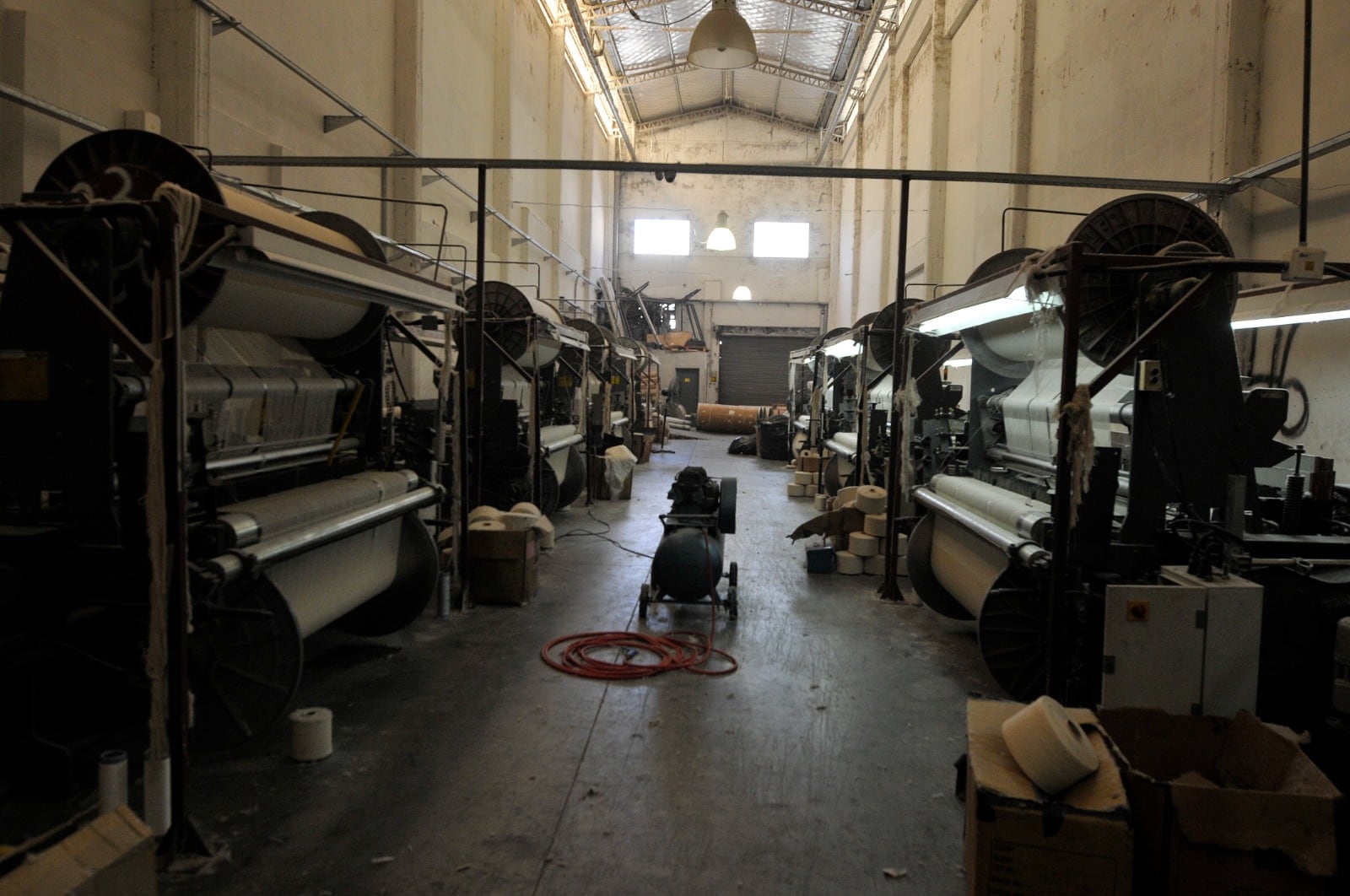 Fábricas paradas, sin demanda y desplazadas por la importación desleal