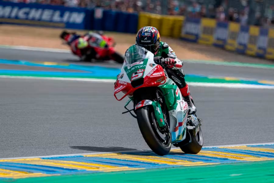 El piloto francés Johann Zarco (Team LCR) sacó provecho en Le Mans 