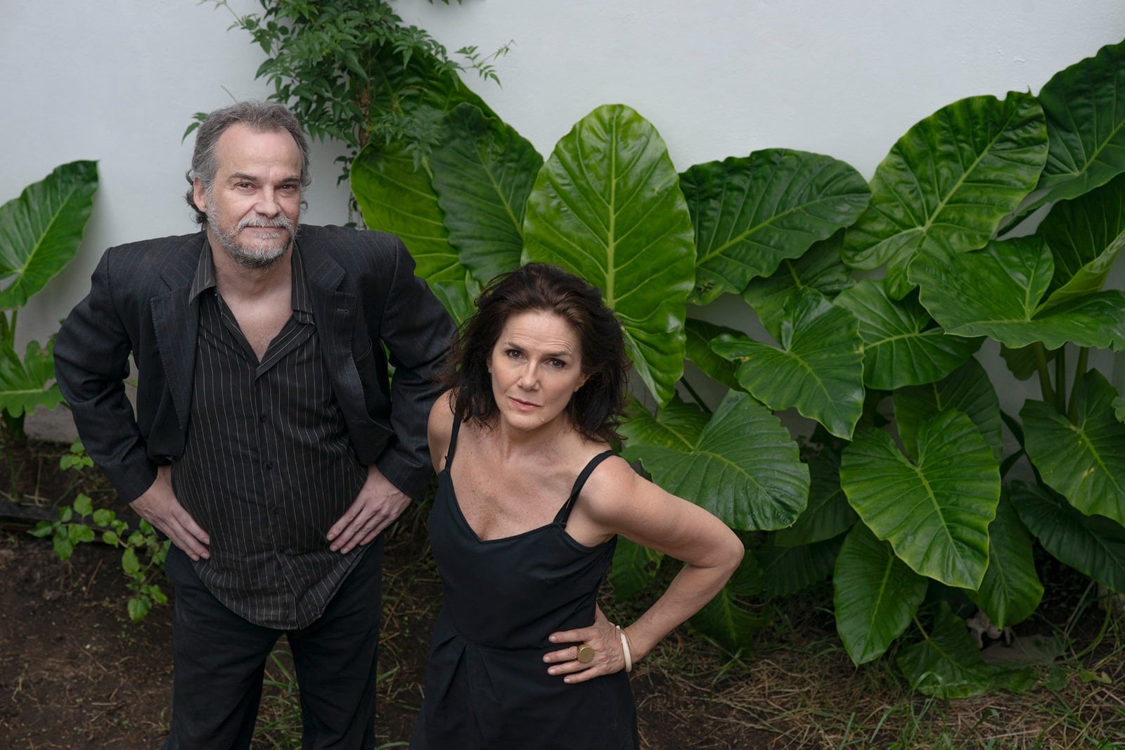 Estol y Solá buscan trascender al tango "pero no termina de pasar".