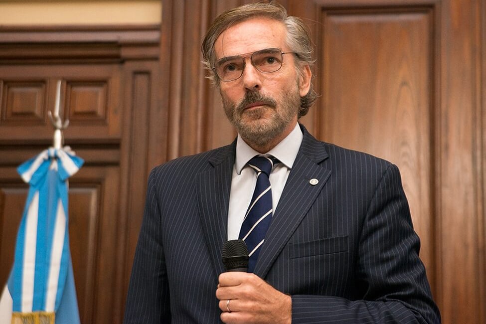  El juez Hornos tiene un expediente por posible mal desempeño.