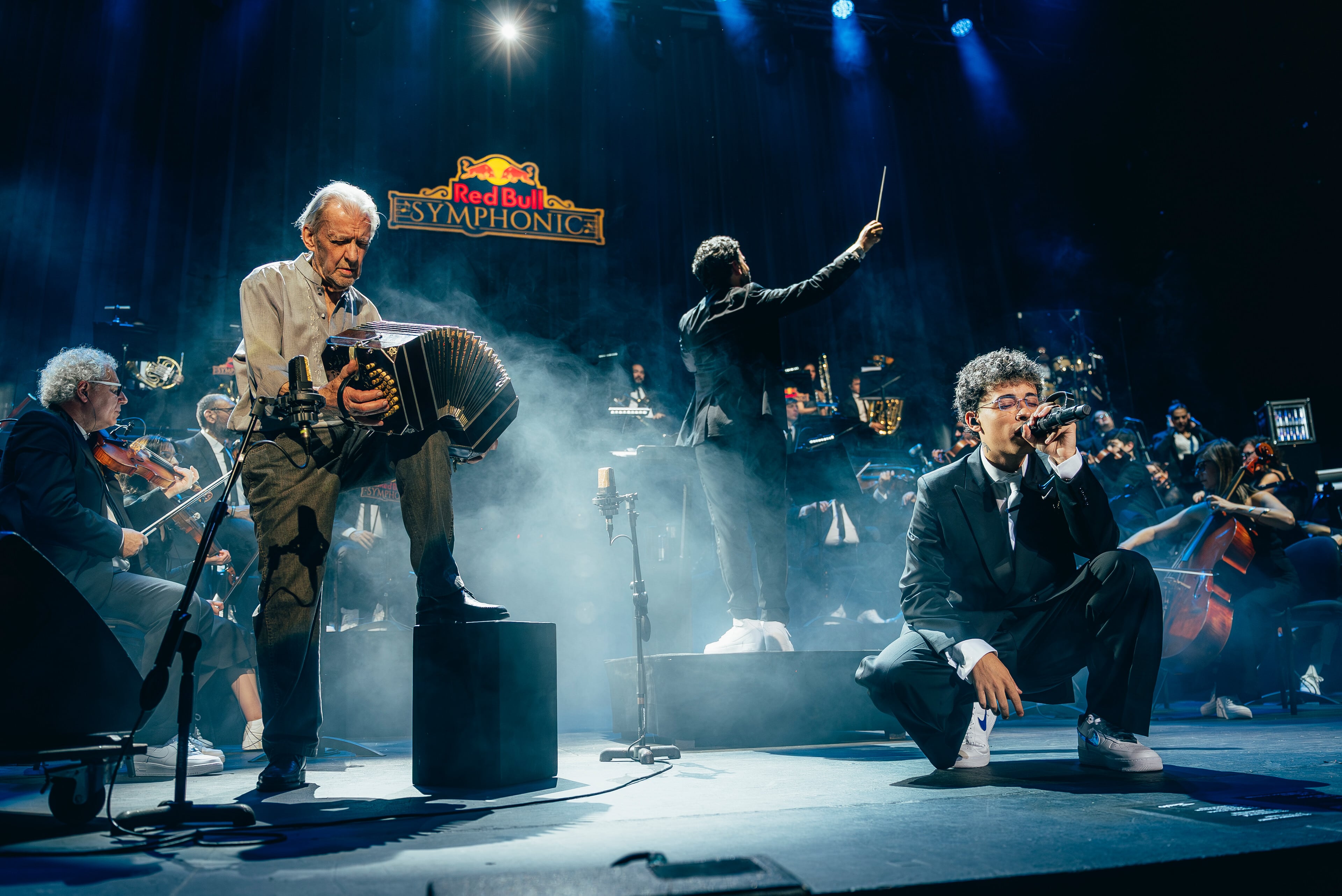 ¿Qué es Trueno si no una experiencia visceral sobre un escenario? ¿Y cómo se conecta eso con una orquesta en vivo?