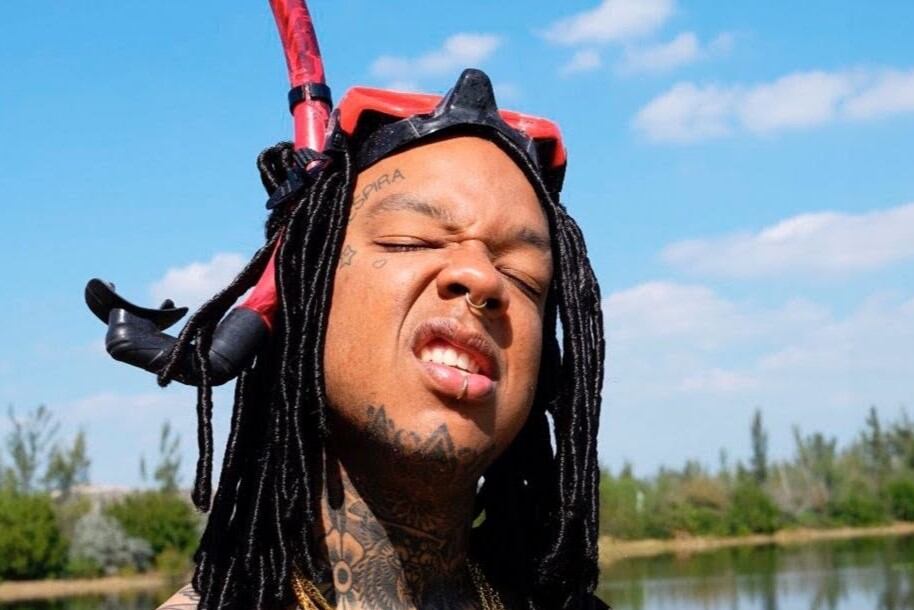 Akapellah habla a capela del álbum que prepara, de las muertes de Canserbero y Xtassy, y de la importancia de la movida argentina