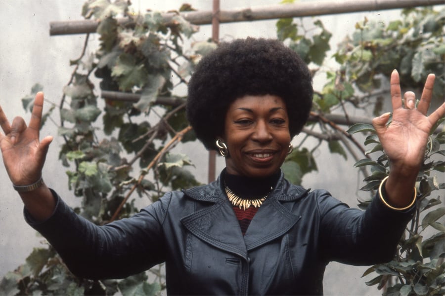 La inmortal Victoria Santa Cruz.