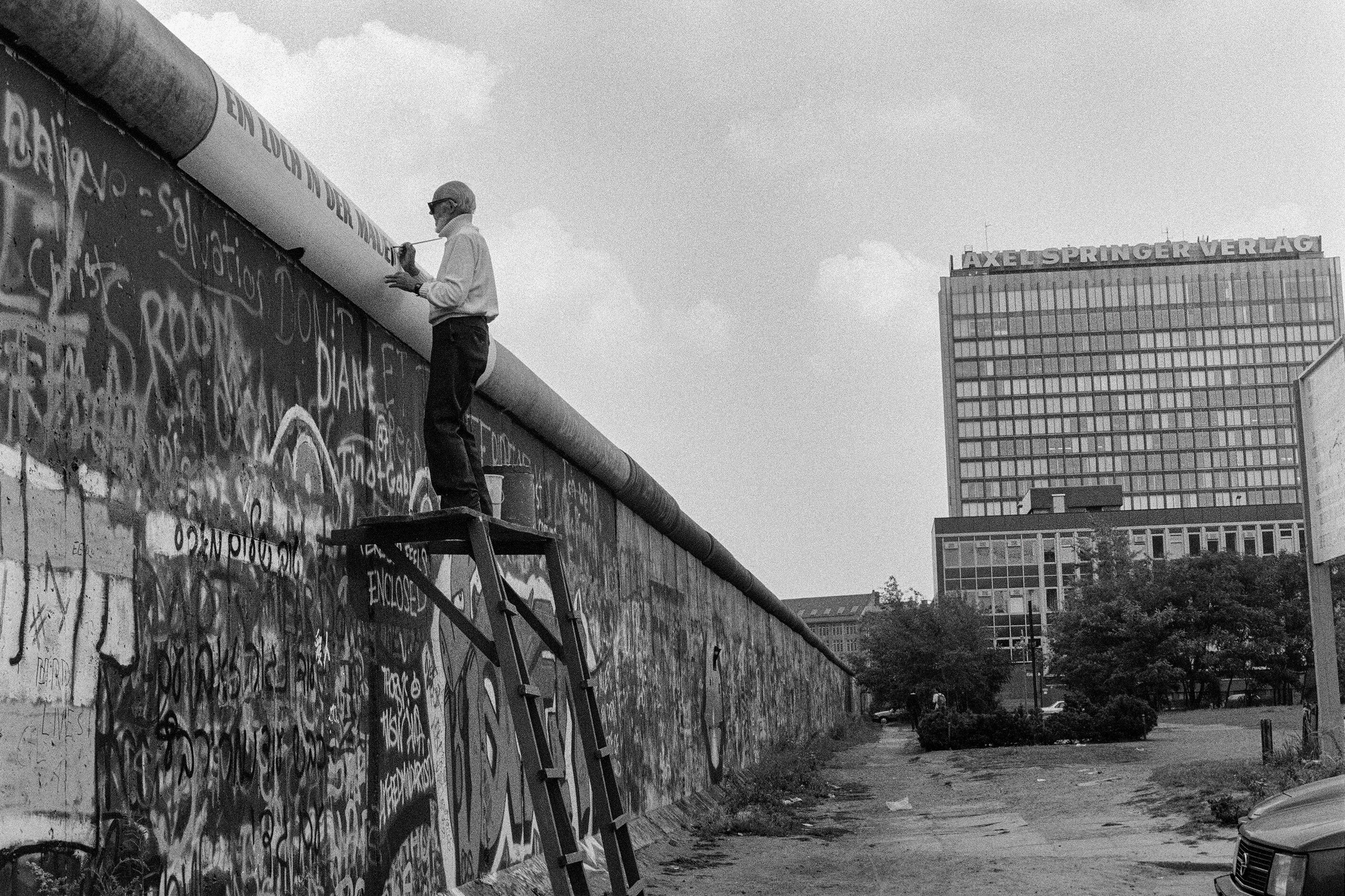 Una de las imágenes de Lena Szankay exhibidas en Exoplaneta Berlín 1989
