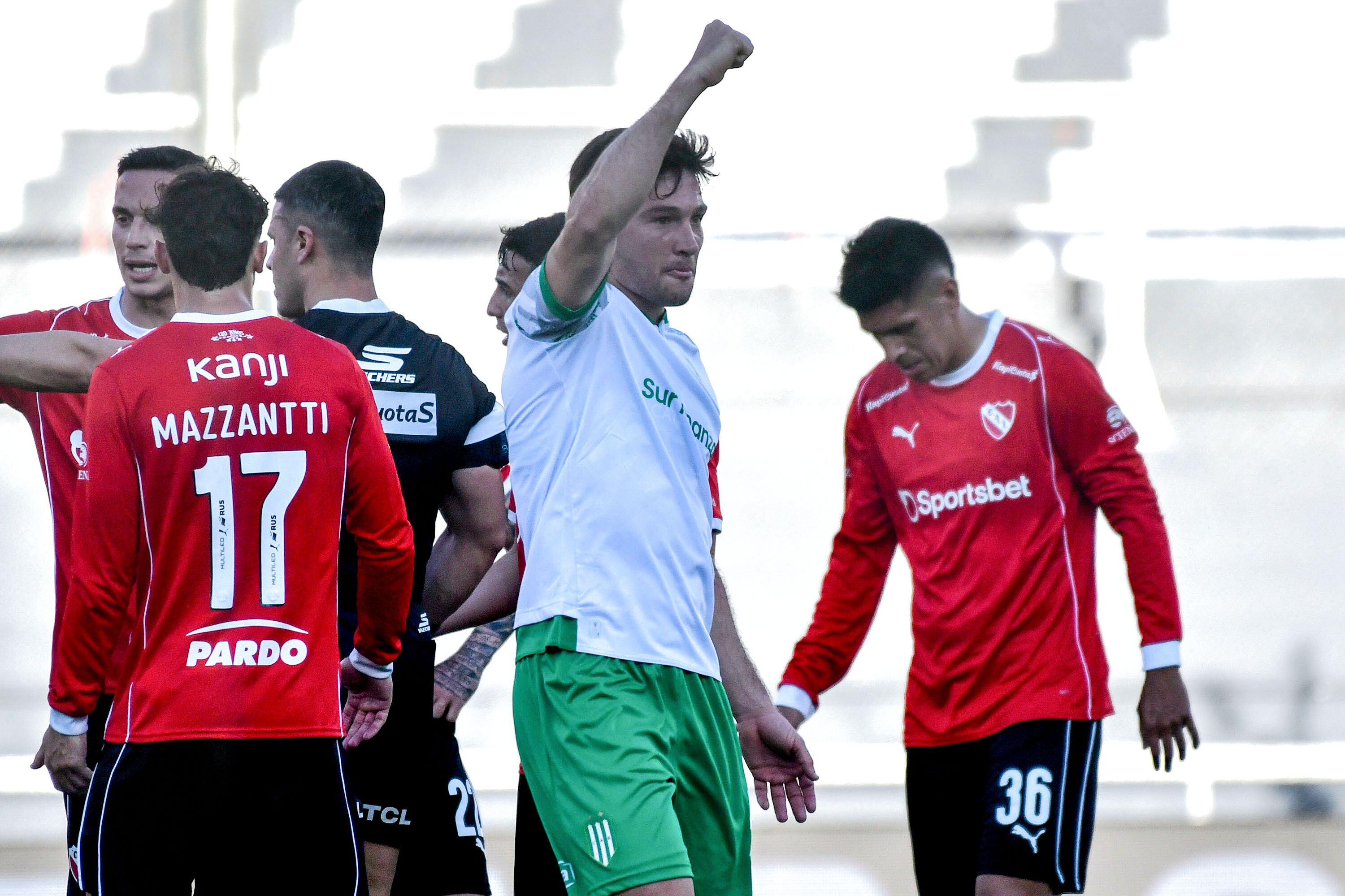 Independiente se fue con bronca, con tres puntos de los últimos 21.