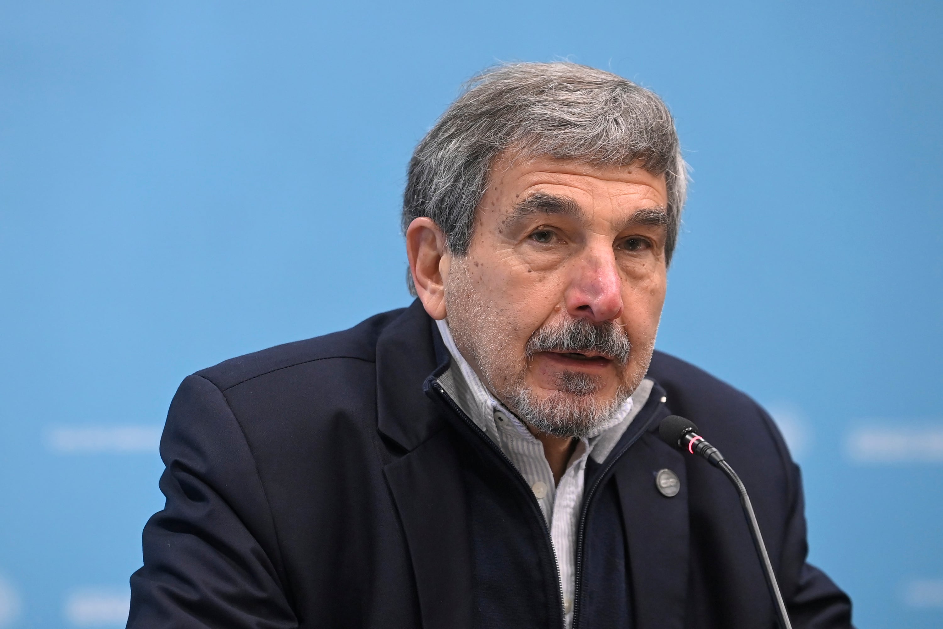 Roberto Salvarezza anunció medidas para evitar una fuga de cerebros en la Provincia. 