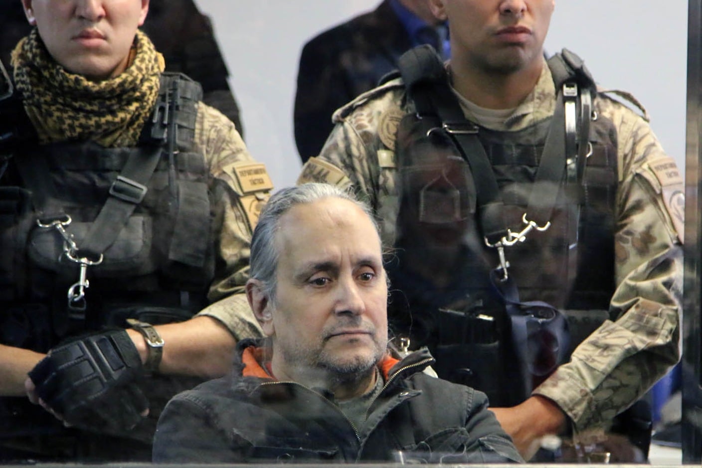 El multiasesino Roberto "La Hiena Humana" Carmona fue sentenciado a prisión perpetua por el asesinato del taxista Javier Bocalón en 2022 en Córdoba. 