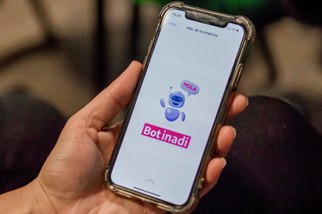 Información sobre servicios, programas, capacitaciones, consultas y denuncias en el bot del Inadi.